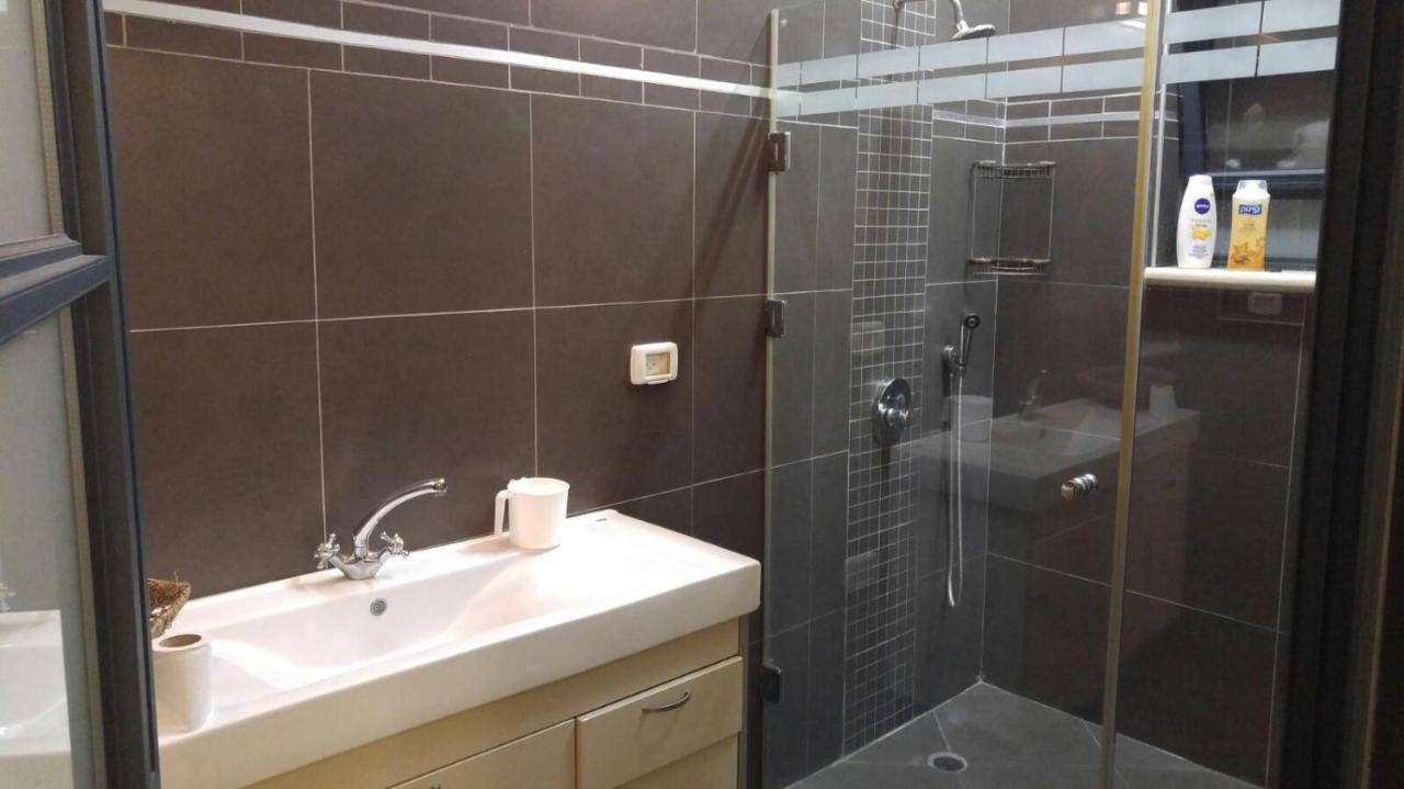 Ahva 17 Hotel Tiberiade Esterno foto